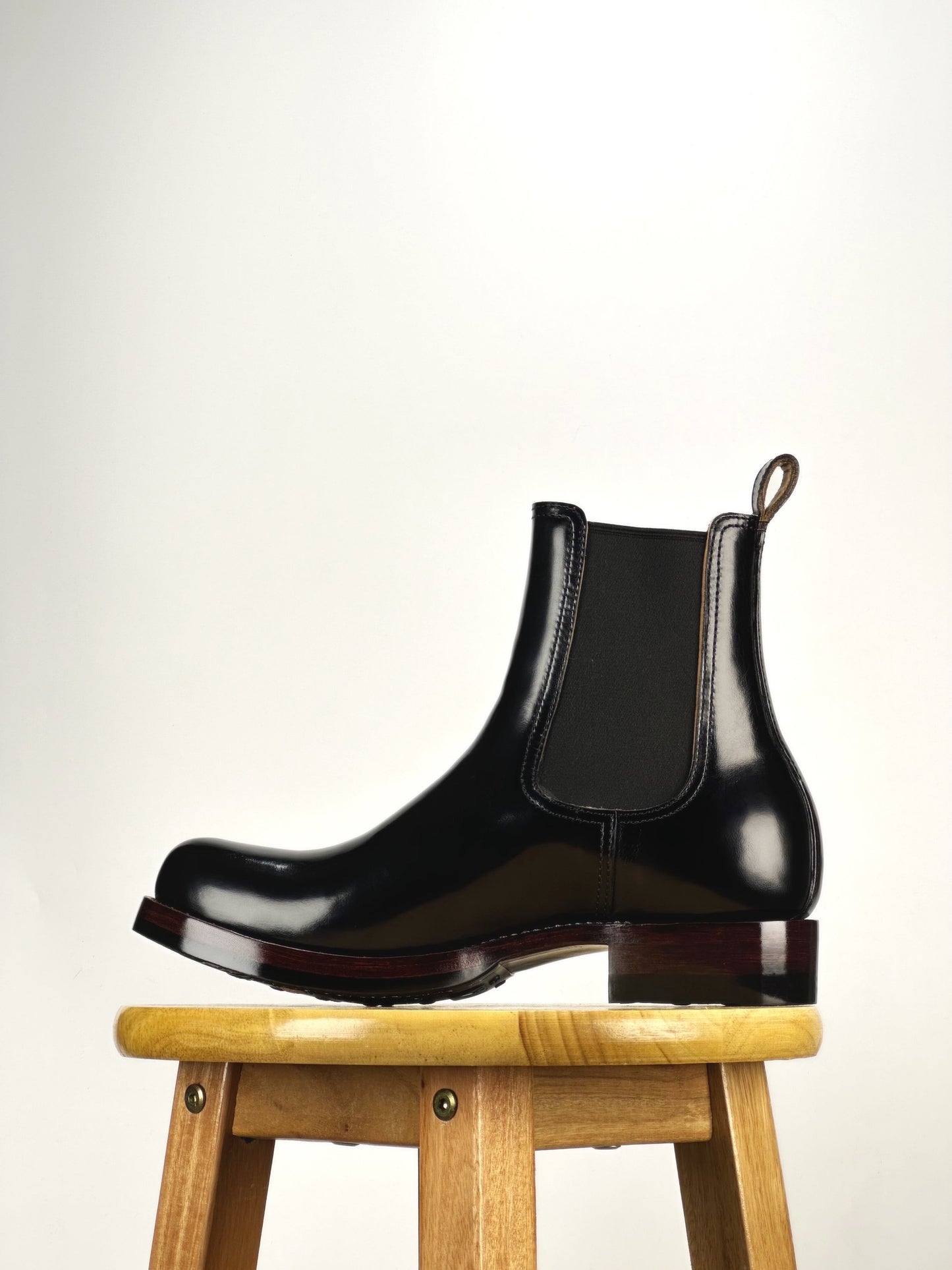 Chelsea boots MTO- Black Maryam Horsebutt oiled and waxy with hand painting-V6 Last-2957