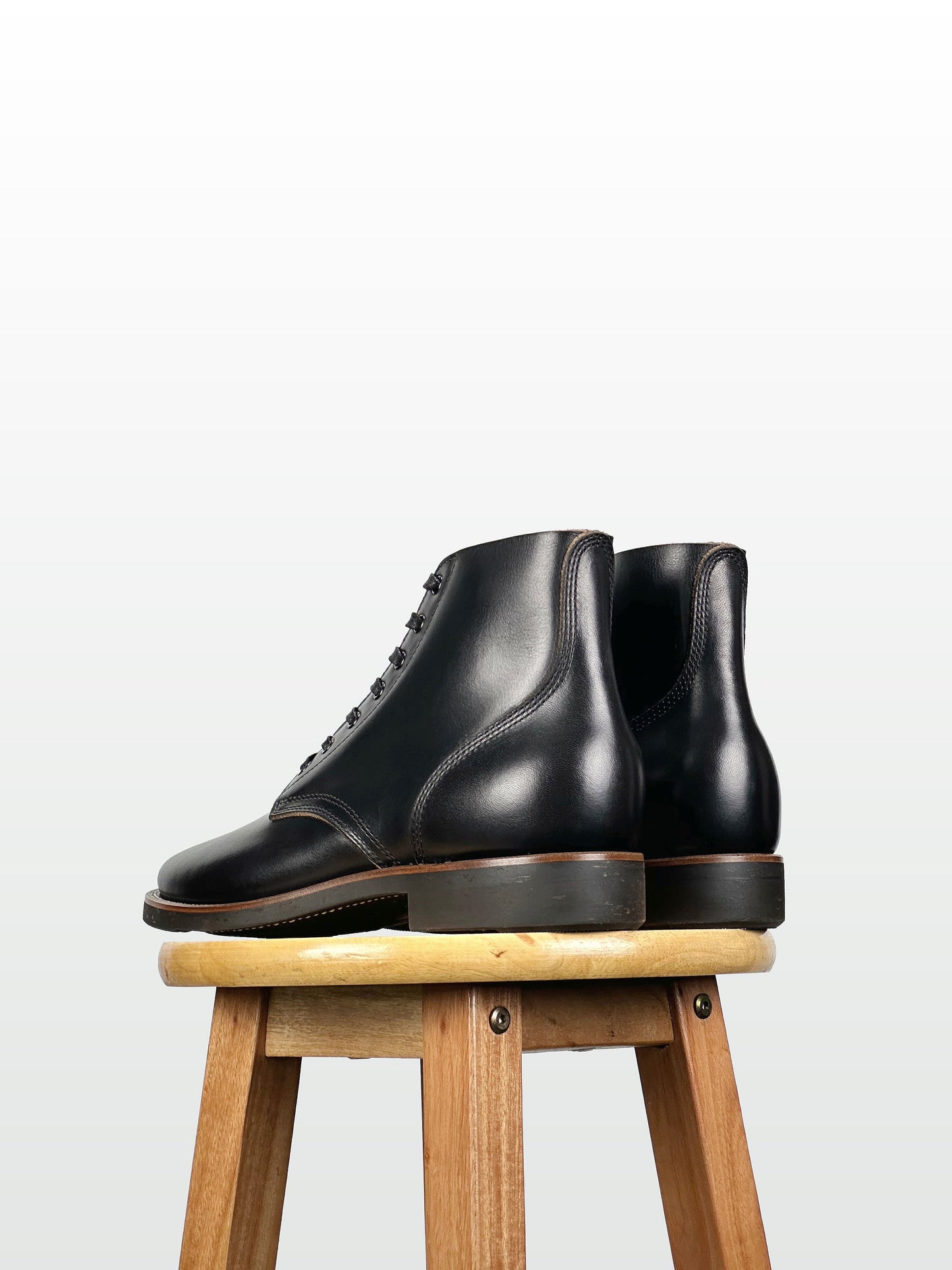 Escape Boots - Black TeaCore Cowhide - 6230