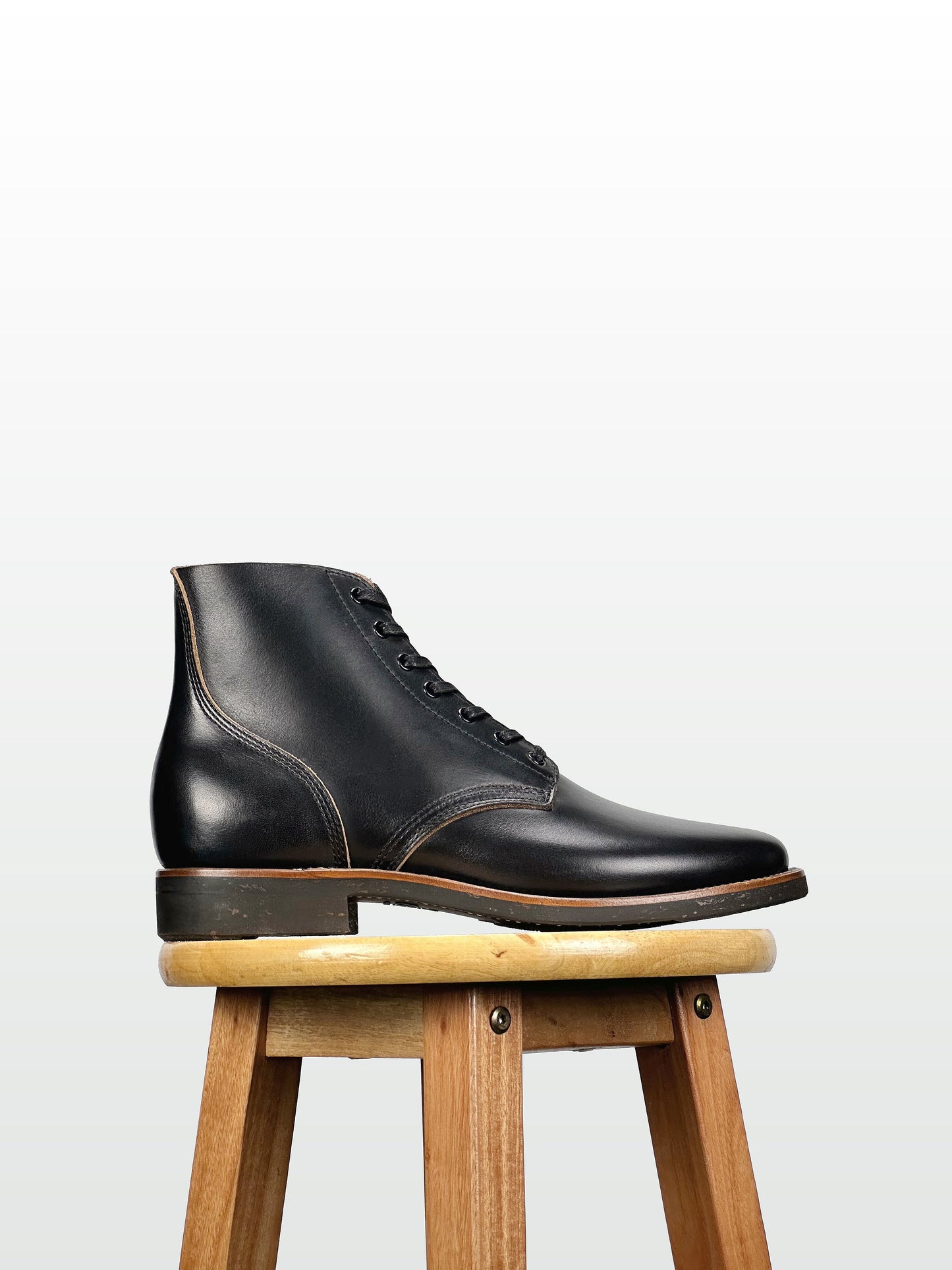 Escape Boots - Black TeaCore Cowhide - 6230