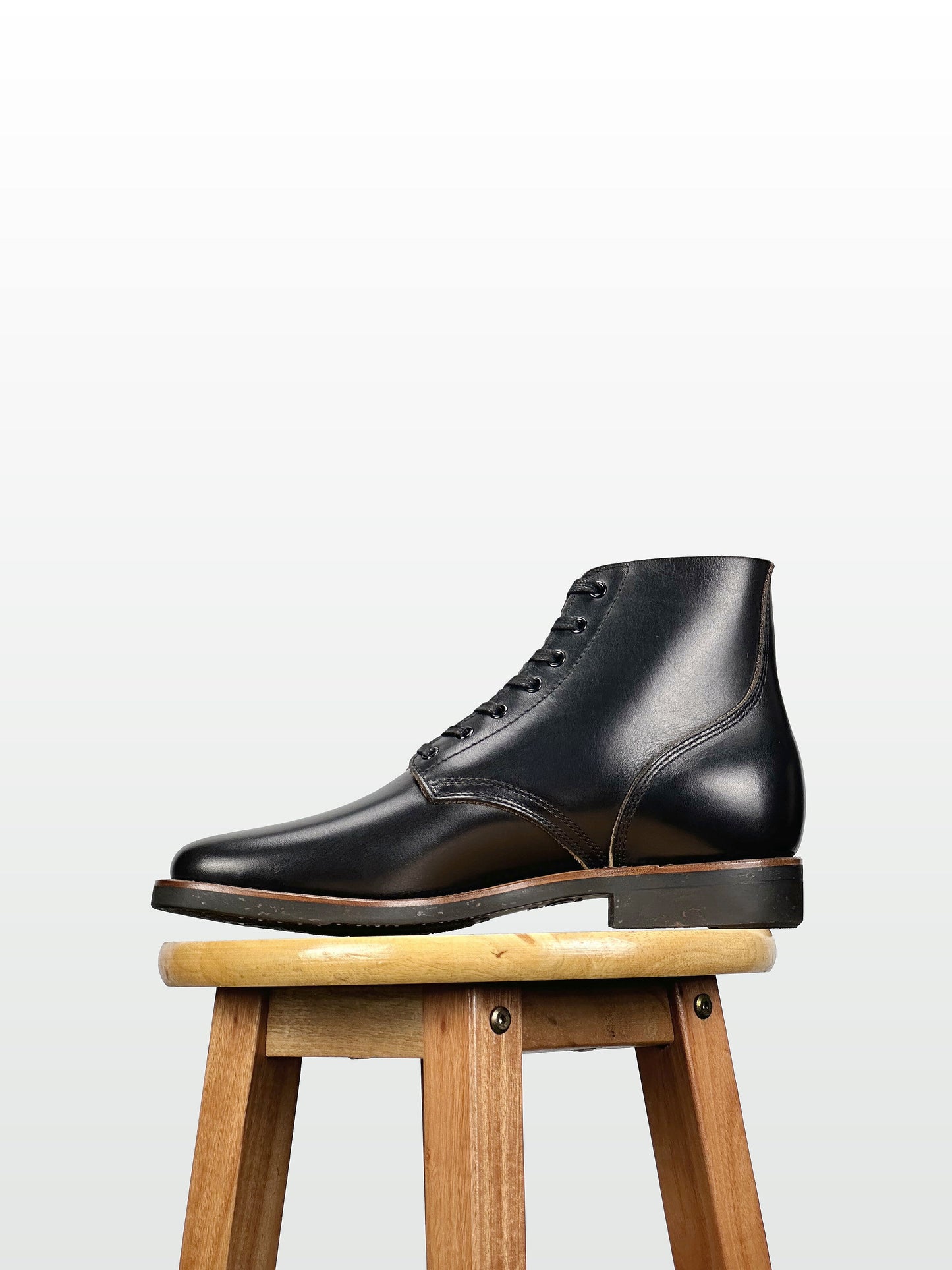 Escape Boots - Black TeaCore Cowhide - 6230