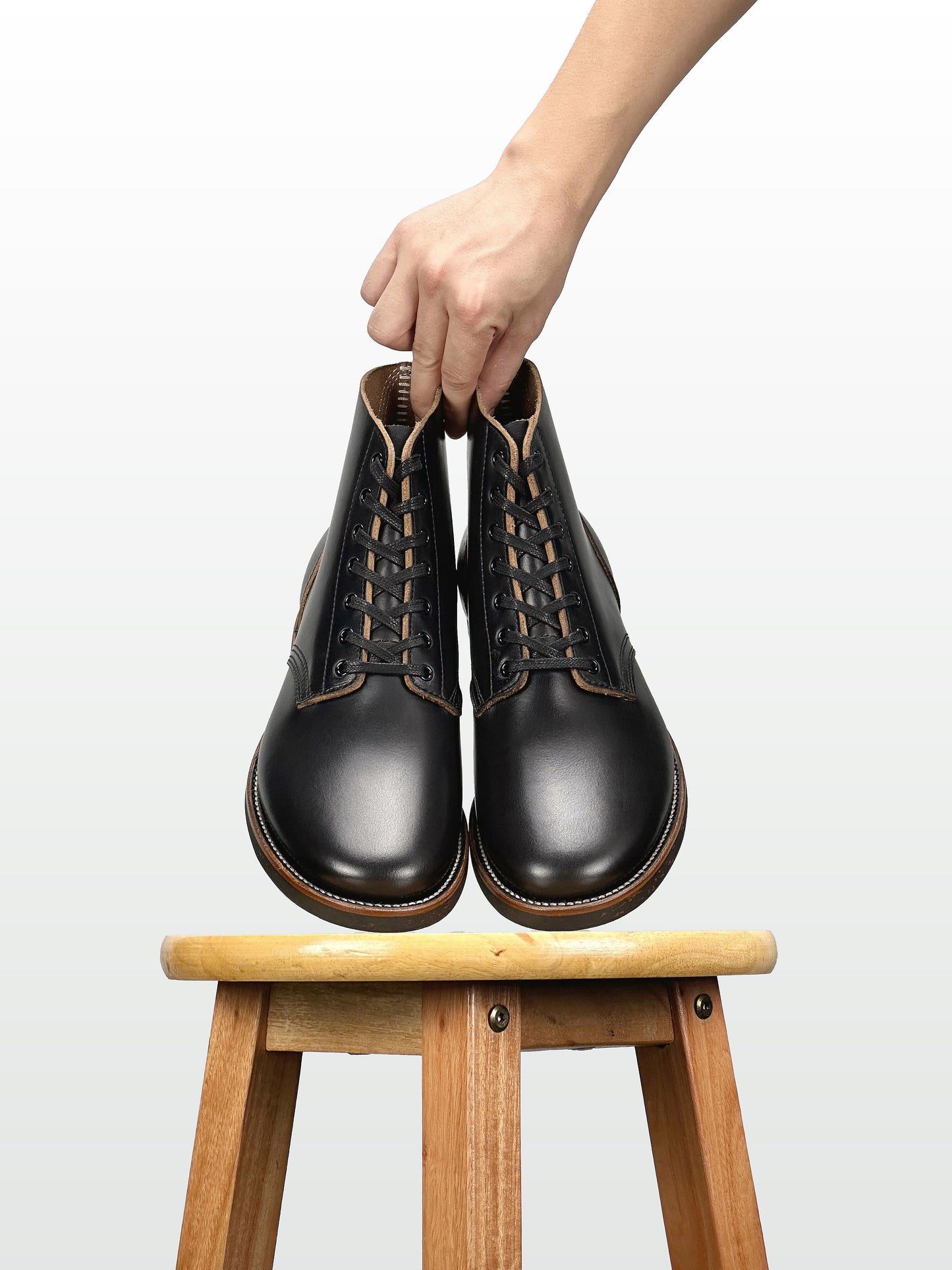 Escape Boots - Black TeaCore Cowhide - 6230