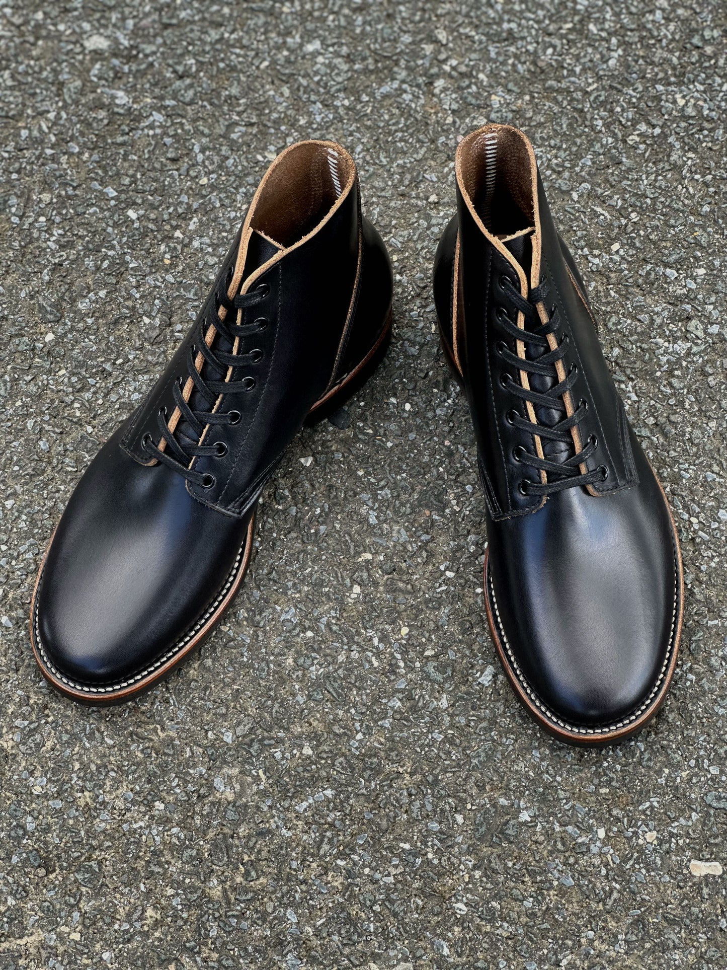 Escape Boots - Black TeaCore Cowhide - 6230