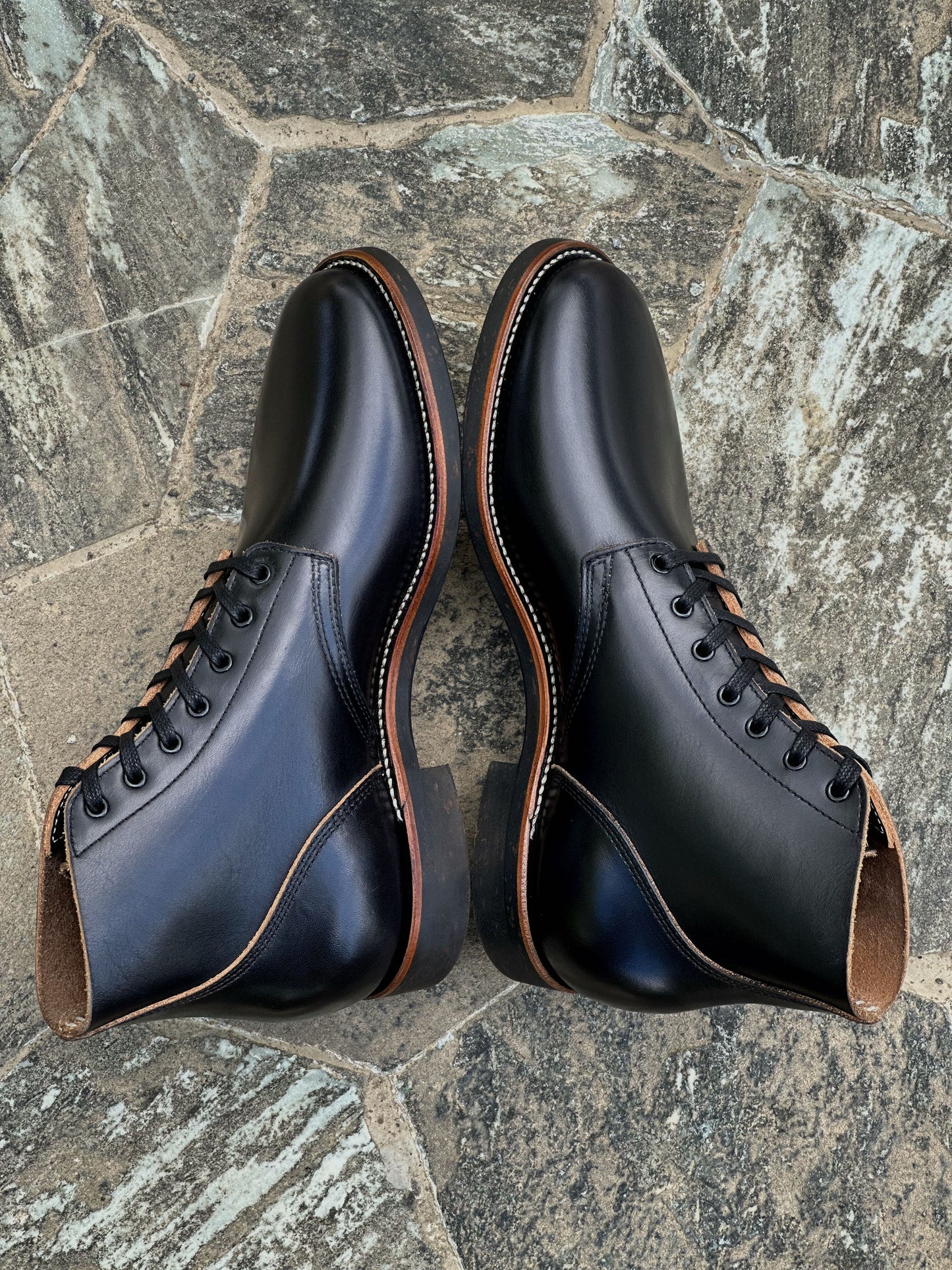 Escape Boots - Black TeaCore Cowhide - 6230
