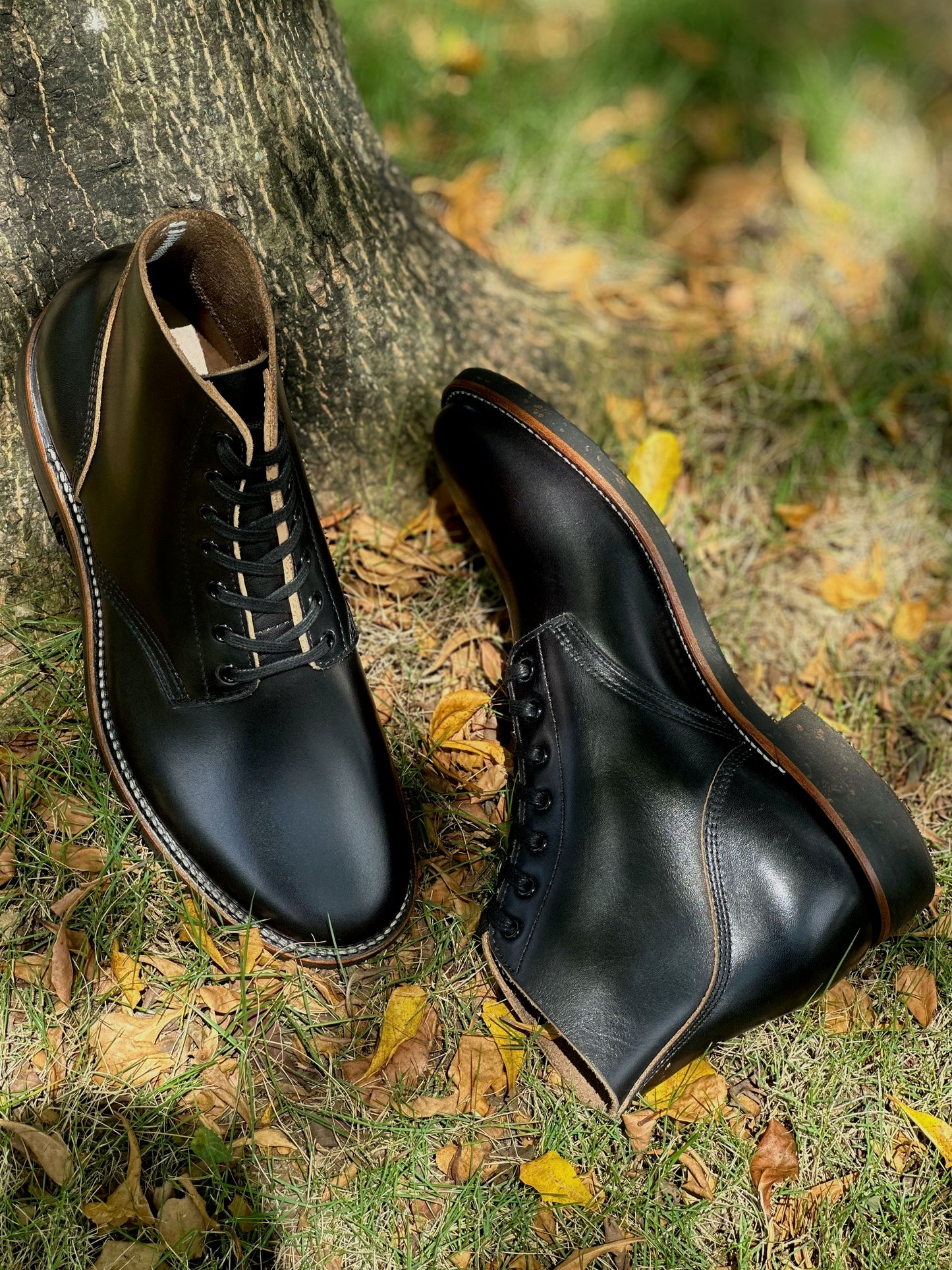 Escape Boots - Black TeaCore Cowhide - 6230