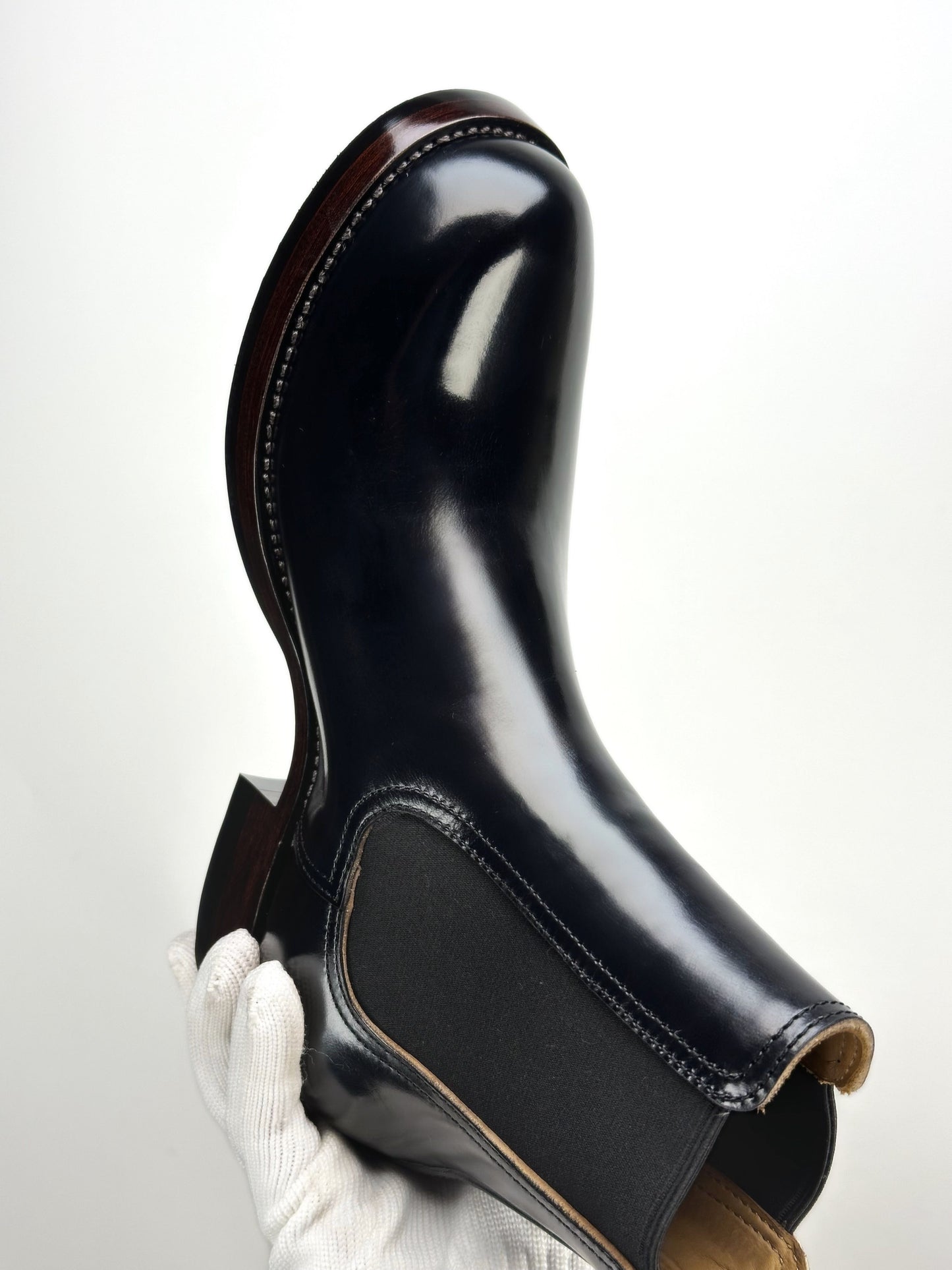 Chelsea boots MTO- Black Maryam Horsebutt oiled and waxy with hand painting-V6 Last-2957