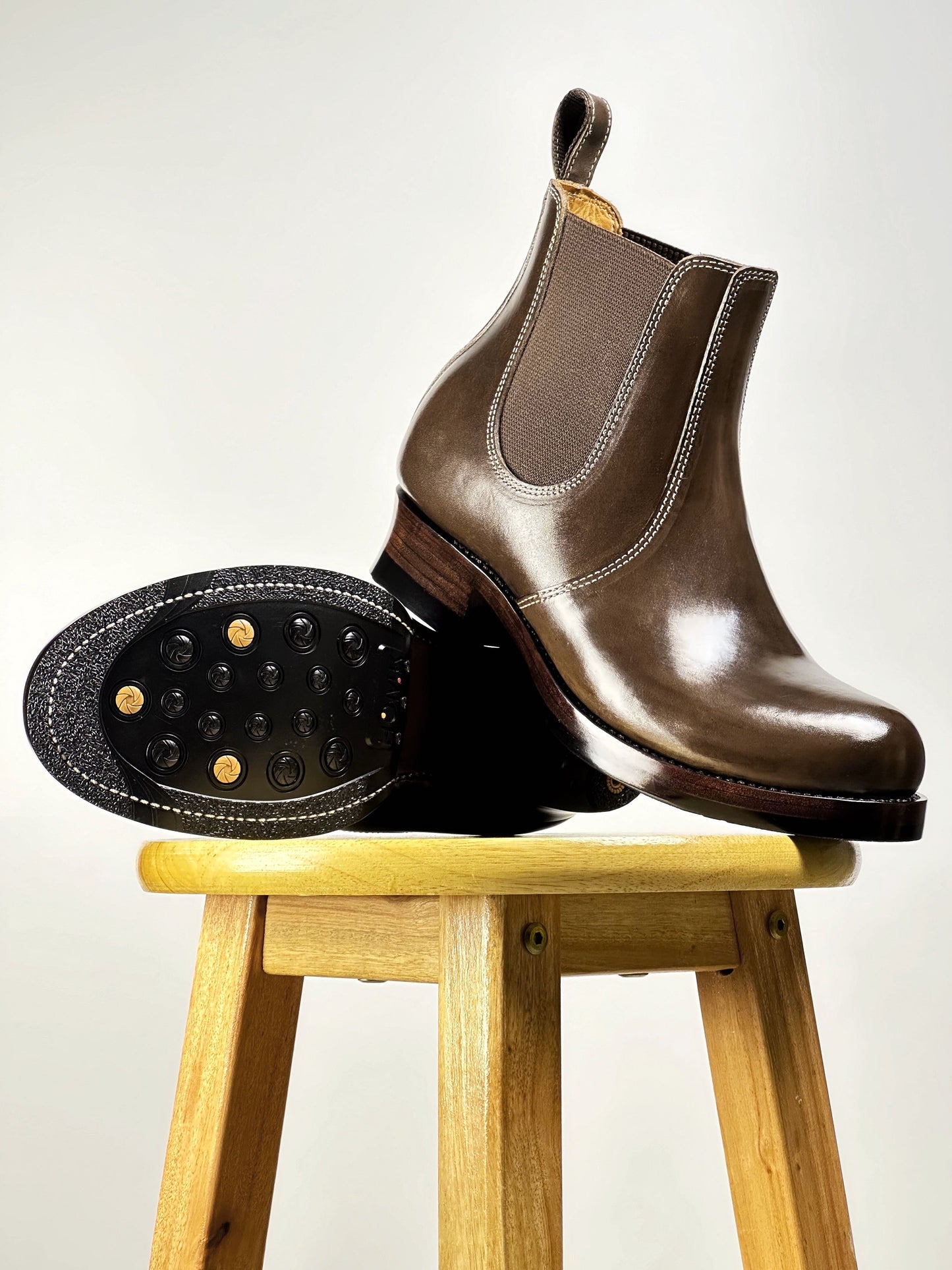 2615-Chelsea boots MTO- Coffee Maryam Horsebutt oiled and waxy with hand painting- V6 Last