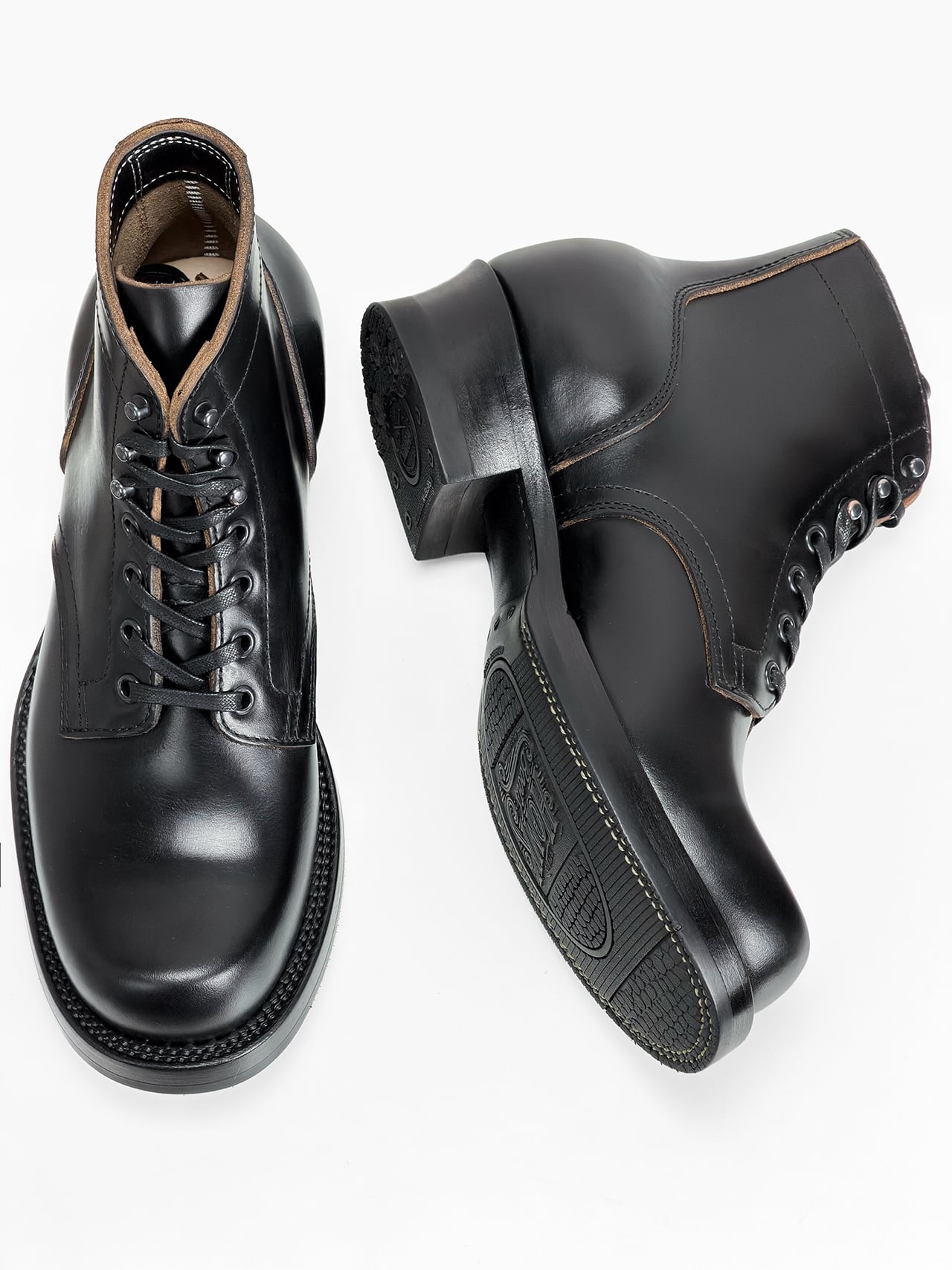 (MTO) - Miner Boots - Horween cxl - 6186/with 3 hooks