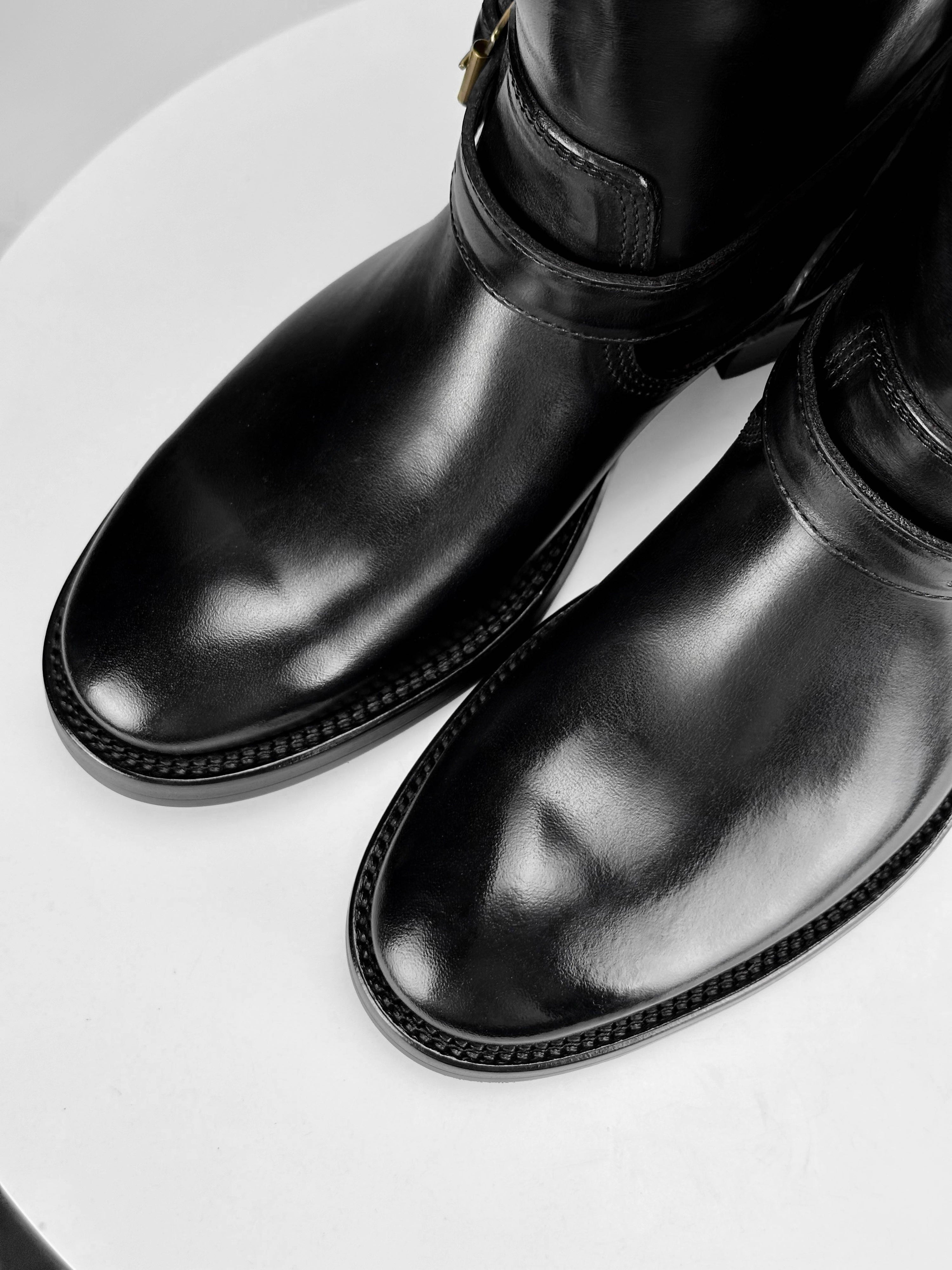 (MTO) - Engineer Boots 11" - Black Maryam Horsebutt oiled and waxy with hand painting-2382