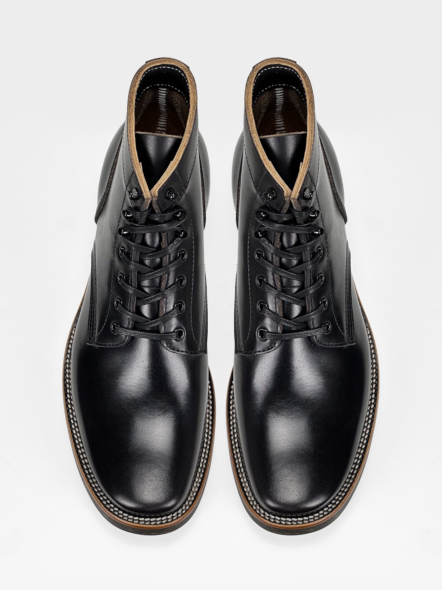 (MTO) - Escape Boots  - Black TeaCore  Cowhide - 5608