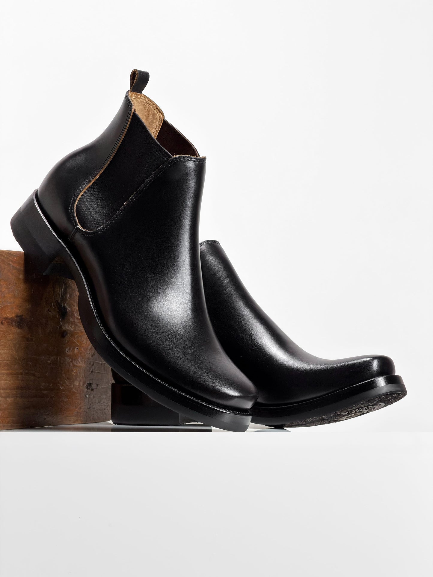 (MTO) - Field Chelsea U.S. Tea-Core Cowhide — Black/6398