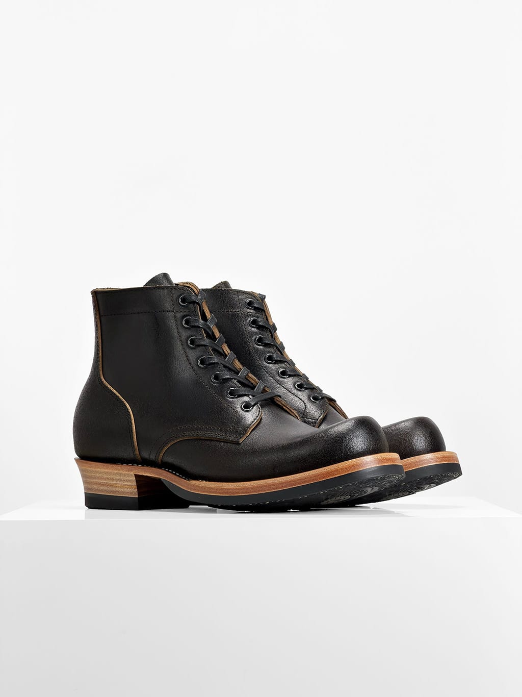 (MTO) - Miner Boots - Horween Waxed Flesh   - 6185/no hooks